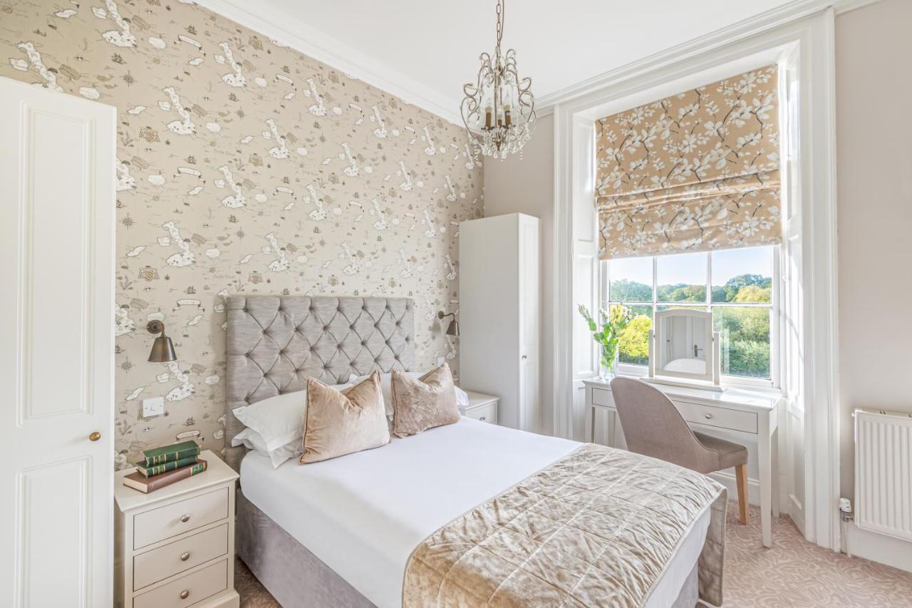 Bartley Lodge Hotel ลินด์เฮิร์สต์ ภายนอก รูปภาพ