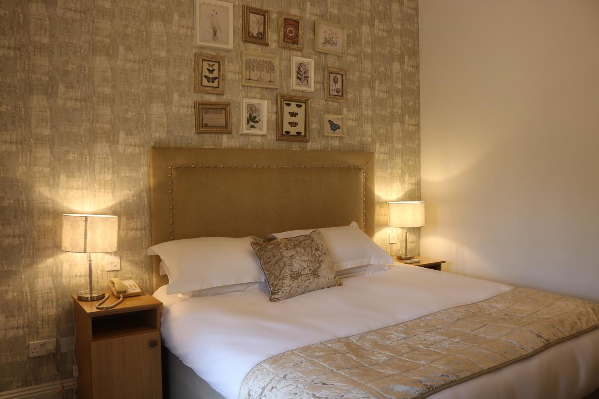 Bartley Lodge Hotel ลินด์เฮิร์สต์ ภายนอก รูปภาพ