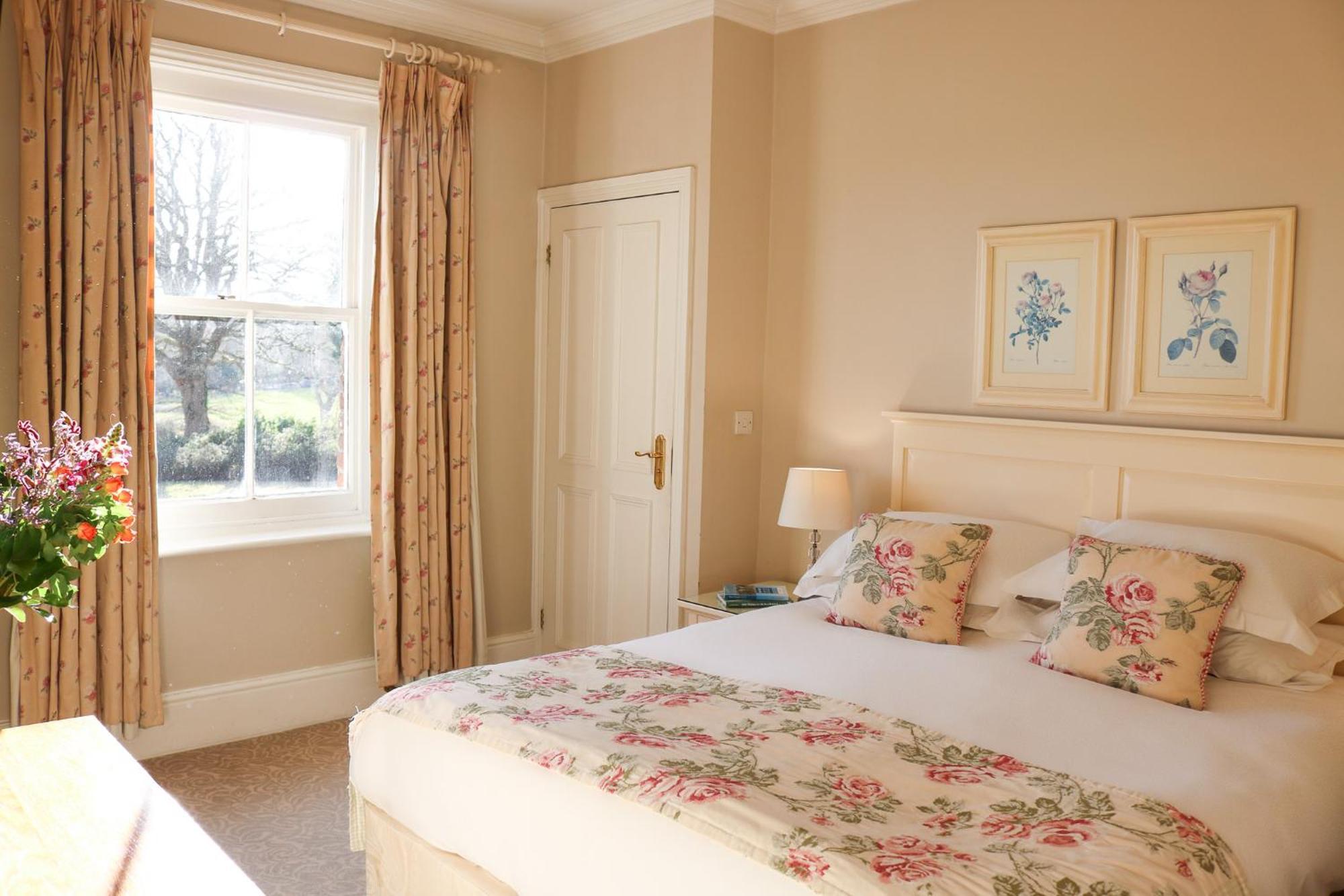 Bartley Lodge Hotel ลินด์เฮิร์สต์ ภายนอก รูปภาพ