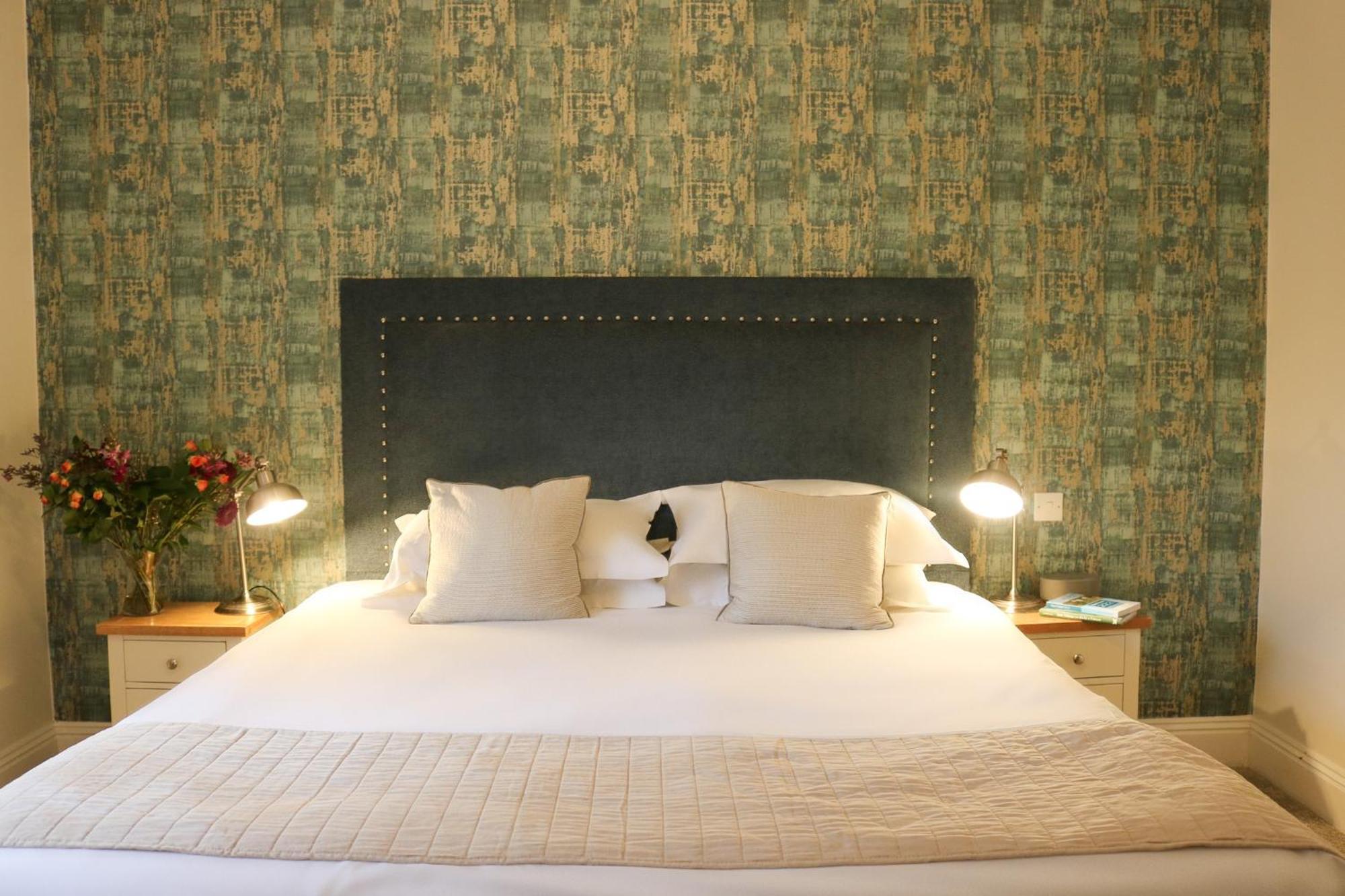 Bartley Lodge Hotel ลินด์เฮิร์สต์ ภายนอก รูปภาพ