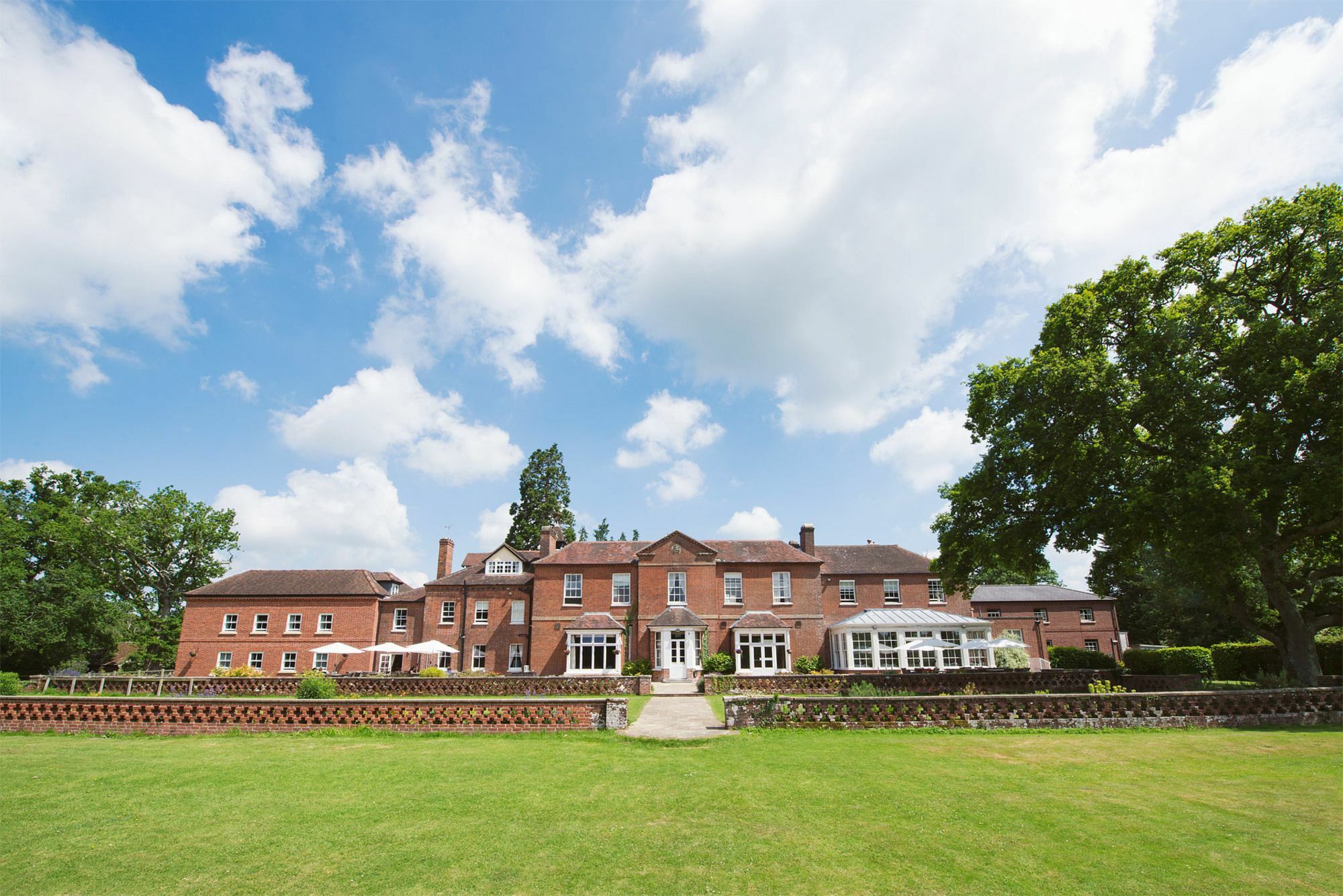 Bartley Lodge Hotel ลินด์เฮิร์สต์ ภายนอก รูปภาพ