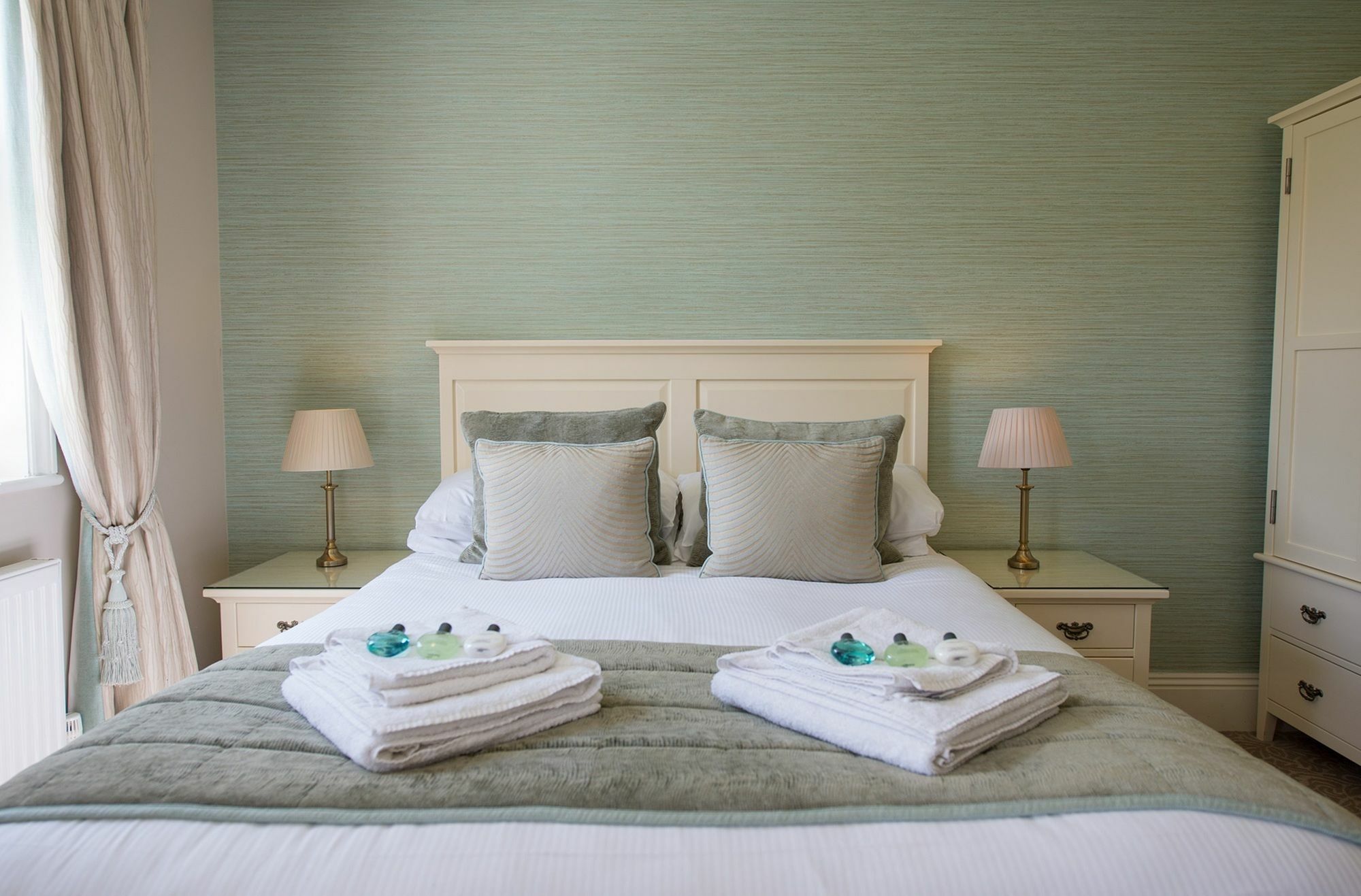 Bartley Lodge Hotel ลินด์เฮิร์สต์ ภายนอก รูปภาพ